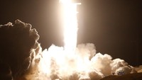 Selain satelit eksperimental, roket juga membawa satelit untuk mengorbit bumi, PAZ. (Foto: Dok. REUTERS/Gene Blevins)