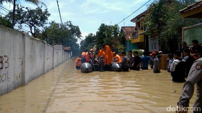 Korban Bencana Banjir Dan Longsor Di Jabar Capai Hampir 45 Ribu