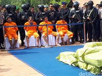 Suasana rilis pengungkapan 1,6 Ton Sabu