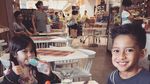 Ini Momen Nana MIrdad dan Keluarga Saat Makan Bersama