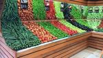 Disusun Cantik, Jejeran Buah dan Sayur di Supermarket Ini Jadi Keren!