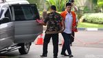 Bupati Lampung Tengah Kampanye saat Diperiksa KPK