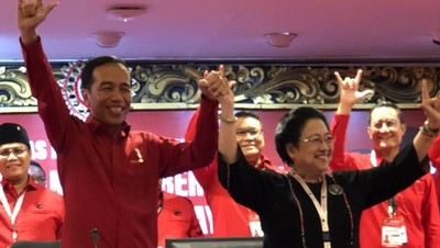 Metal! Jokowi Semringah Saat Diumumkan Mega Jadi Capres PDIP 2019
