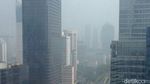 Penampakan Kabut yang Selimuti Jakarta Hari Ini
