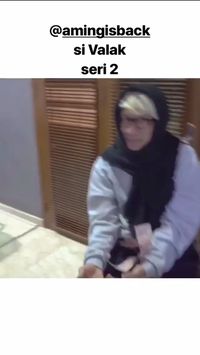 Aming diguyur uang oleh Maia.