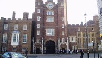 Penyelidikan atas paket ini diawasi oleh Komando Antiterorisme pada Kepolisian Metropolitan London.