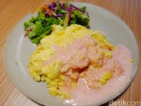 Makan Siang Pakai Omurice yang Lembut Gurih di 5 Tempat Ini, Yuk!