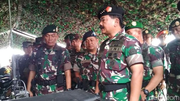 Panglima TNI Pimpin Alih Kodal PPRC ke Divif 2 Kostrad