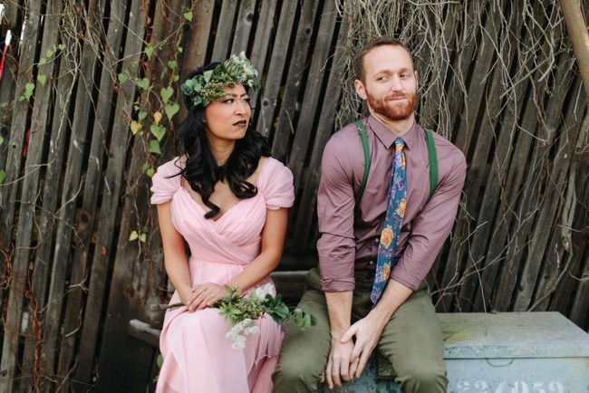 Dengan bantuan teman mereka yang seorang fotografer, Isaac James, pasangan asal New York ini melakukan serangkaian foto prewedding unik yang membuat banyak maniak film menangis karena iri. Foto: dok. Isaac James
