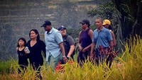 Keindahan desa Jatiluwih memang memiliki daya tarik yang luar biasa. Buktinya Obama dan keluarga menyempatkan berkunjung ke kawasan restoran ini saat berlibur di Bali beberapa waktu lalu. Foto: instagram