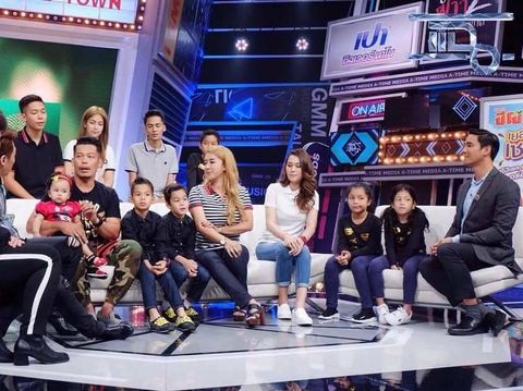 Punya Dua Istri Cantik dan Hidup Harmonis, Pria Thailand Ini Jadi Viral