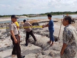 Lokasi Anjing Dilempar Jadi Santapan Buaya Diberi Garis Polisi