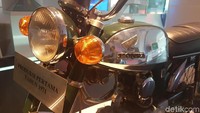 Motor yang dipajang ini adalah S 90 Z produksi kloter pertama. Foto: Rangga Rahardiansyah