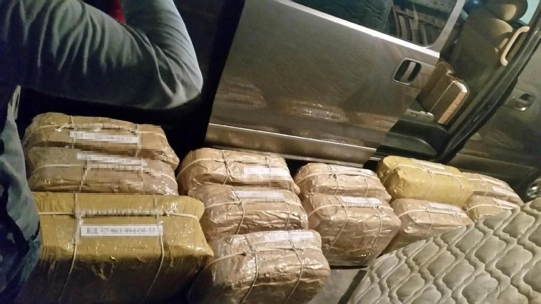 Polisi Argentina Temukan 389 Kg Kokain di Kedubes Rusia Polisi Argentina Temukan 389 Kg Kokain di Kedubes Rusia