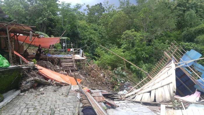 Longsor di Semarang, 1 Rumah Ambruk dan 4 Lainnya Terancam