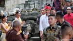 Penampilan Jokowi Pakai Udeng Merah Usai Resmi Jadi Capres PDIP