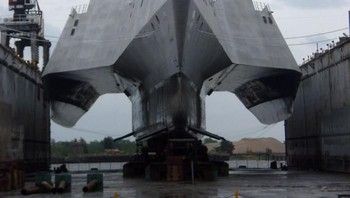 Kapal perang modern jika tidak berada di air. Foto: Brightside