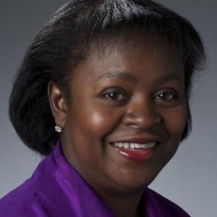 Opokua Kwapong selamat karena gejala strokenya diketahui oleh sang adik lewat FaceTime. (Foto: BBC) Opokua Kwapong selamat karena gejala strokenya diketahui oleh sang adik lewat FaceTime. (Foto: BBC)