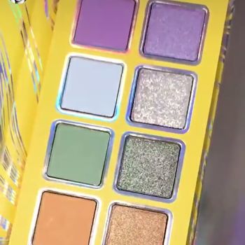 Kylie Jenner Merilis Kosmetik Badai Terinspirasi dari Nama Anaknya