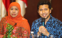 Emil Elistianto dan Khofifah Indar Parawansa (Foto: detikcom)