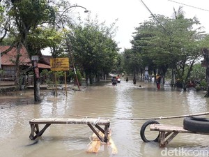 Hujan 2 Hari, Puluhan Rumah Tiga Desa di Madiun Terendam Banjir
