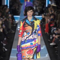 Fashion show Moschino di Milan Fashion Week Fall/Winter 2018, Rabu (21/2/2018). (Foto dok. Vogue).