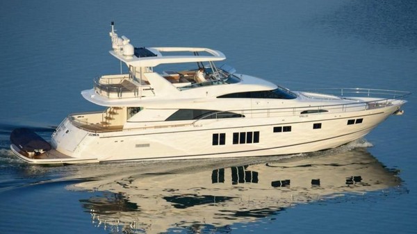 Sergio Ramos dari Real Madrid punya yacht bernama Fairline Squadron 78 yang nilainya diperkirakan mencapai 91 miliar rupiah. Sergio bersantai di atas yacht tersebut beberapa hari sebelum final Liga Champions 2017 lalu (Fairline) Sergio Ramos dari Real Madrid punya yacht bernama Fairline Squadron 78 yang nilainya diperkirakan mencapai 91 miliar rupiah. Sergio bersantai di atas yacht tersebut beberapa hari sebelum final Liga Champions 2017 lalu (Fairline)