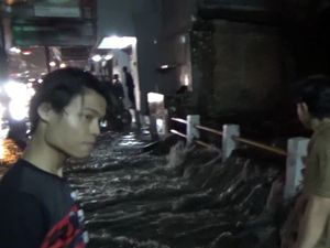 Tol Air di Pagarsih Bandung Solusi Banjir, Warga: Teu Ngaruh!