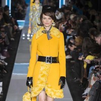 Fashion show Moschino di Milan Fashion Week Fall/Winter 2018, Rabu (21/2/2018). (Foto dok. Vogue).