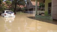 20 Ribu Rumah Cirebon Terendam Banjir, Ketinggian Air Capai 2 Meter