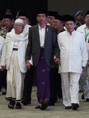 Jokowi gandeng Habib Lutfi dan KH Ma'ruf Amin.