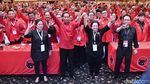 Momen Gandengan Tangan Megawati Antar Jokowi ke Pilpres 2019