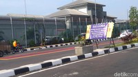 Uji coba ini khusus untuk kendaraan roda dua dan kendaraan roda empat tipe kecil. Foto: Opik/detikcom