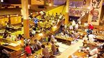 Lihat Nih Keseruan Mancing Sebelum Mulai Makan di Restoran Ini