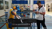 Sebanyak 90 finalis yang lolos kemudian mengikuti babak final, terdiri dari 10 orang wiraniaga, 10 orang customer service, 10 orang service advisor, 10 orang spare parts dan 50 orang teknisi servis. Foto: Honda Prospect Motor