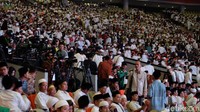 Sebelum Jokowi datang, para peserta sudah memenuhi arena festival. Para peserta memutihkan lokasi. Foto: Andhika Prasetia/detikcom