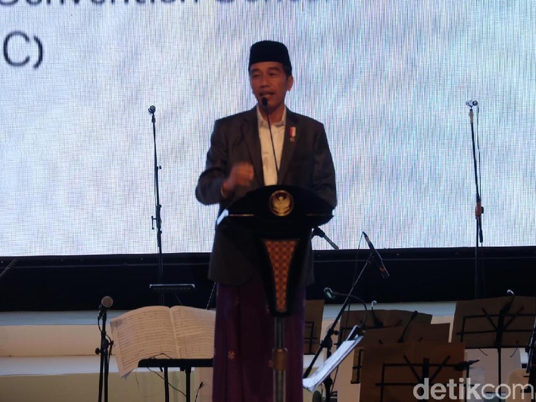 Jokowi: Sebagai Umara, Saya Berkepentingan Mendapat Saran Para Ulama Jokowi: Sebagai Umara, Saya Berkepentingan Mendapat Saran Para Ulama