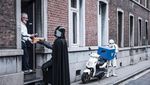 Begini Jadinya Kalau Darth Vader Lagi Krisis Finansial