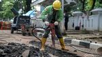 Perbaikan Trotoar di Jalan Gerbang Pemuda