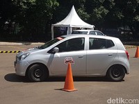 Taksi Online Dilarang Tambah Sopir Baru