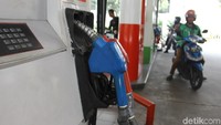 Untuk harga Pertamax per liternya di wilayah Jakarta naik dari Rp 8.600 menjadi Rp 8.900. Sementara Pertamax Turbo naik dari Rp 9.600 menjadi Rp 10.100.