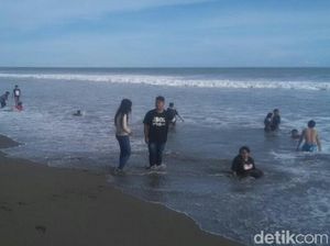 Tiket Masuk Pantai Suwuk, Pesona Indah di Tepian Samudra Hindia
