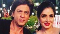 Sridevi tak hanya dikenal sebagai aktris, ia juga produser dan seniman. Ini fotonya bersama Shah Rukh Khan. Foto: dok Instagram