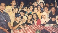 Mulan Jameela awalnya mengunggah fotonya saat kuliah pada 2001 silam. (Dok. Instagram/mulanjameela1)
