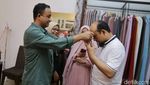 Momen Anies dan Novel Bertukar Kacamata