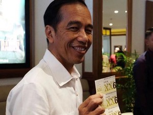 Pamer 3 Tiket, Jokowi Nonton Dilan 1990