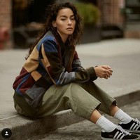 Adrianne memiliki wajah yang unik. Hal tersebut diperoleh karena perpaduan Eropa dan Asia dari ayah dan ibunya. Sang ibu dari Prancis dan ayahnya China. Foto: Dok. Instagram