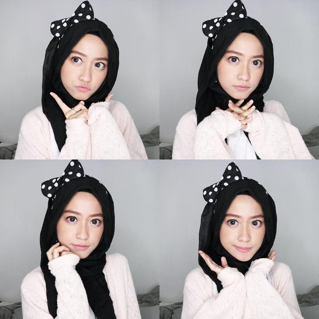 “Kalo makemup, mungkin aku tipikal yang main aman ya, karena makeup aku gitu-gitu aja dan ciri khas aku pasti ombre lips. Kalo Cynda lebih suka explore, dia suka pakai dark lips, terus blush sama highlighter harus on point banget,” ungkap Cyndi Adissa kepada Wolipop (25/02/2018). (Foto: Instagram/ Cyndi Adissa dan Cynda Adissa)