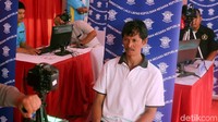 Sejak awal program ini memang bukan hanya ditujukan untuk taksi online. Kesempatan diberikan untuk sopir taksi konvensional. Tetapi, kesempatan ini tertutup untuk pengemudi pribadi.