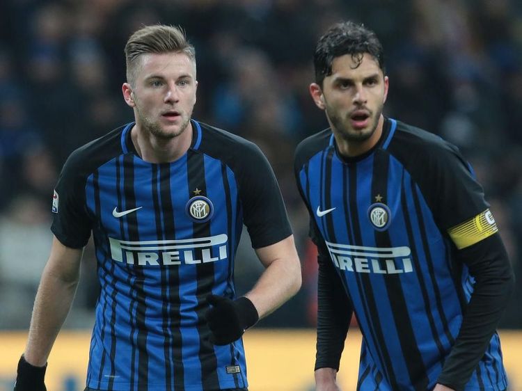 Foto: Situasi Bola Mati yang Berujung Dua Gol Kemenangan Inter